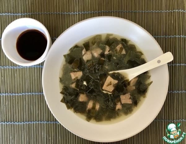 Корейский суп «Миёккук»